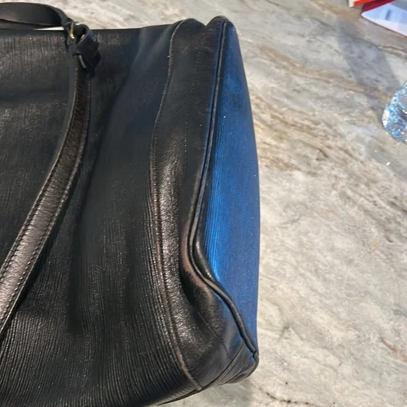 Authentic Louis Vuitton black Epibucket bag